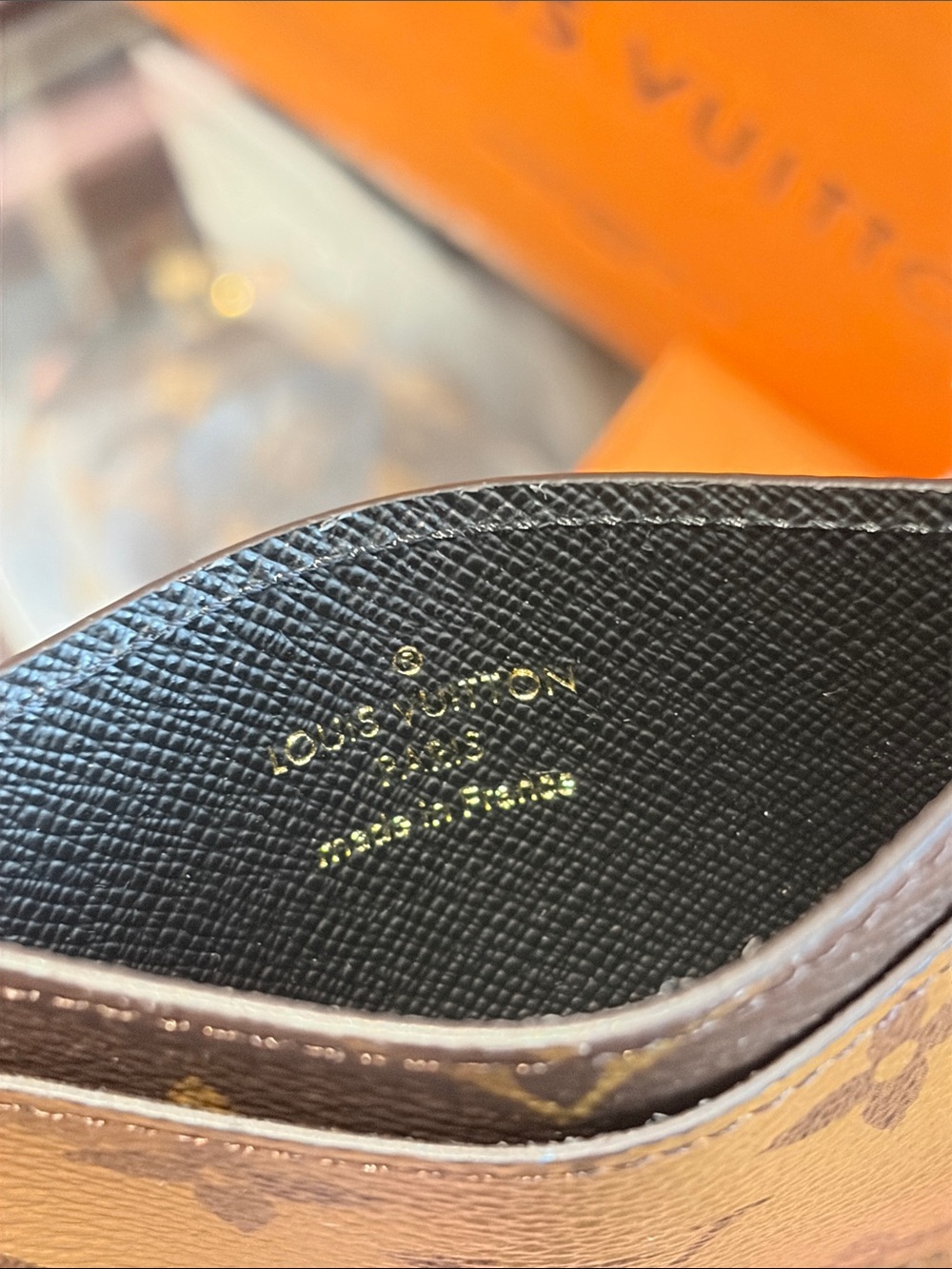 Louis Vuitton Reverse Monogram Card & Gift Set - Picture 4 of 8